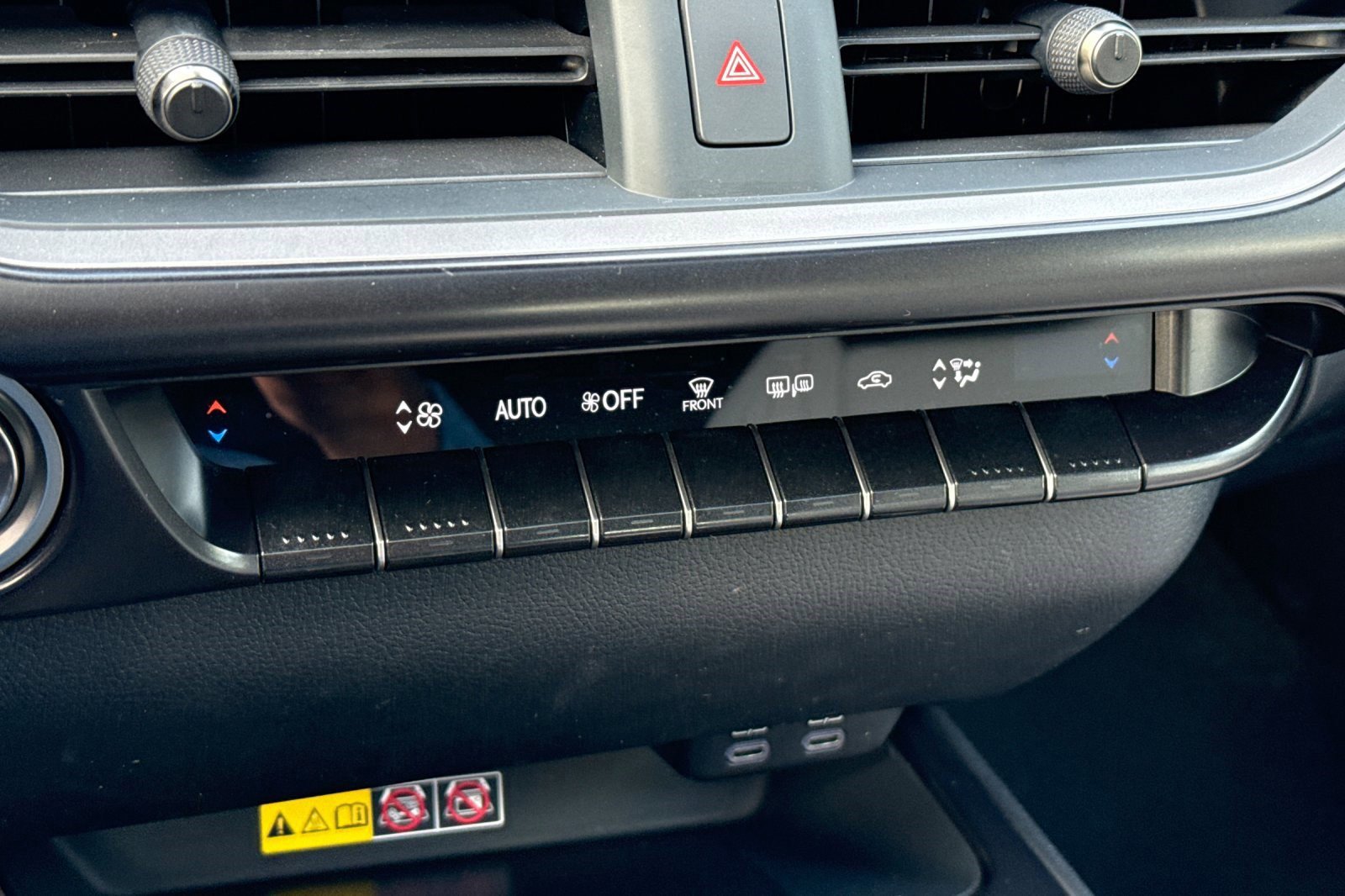 Used 2024 Lexus UX 250h FWD image 18