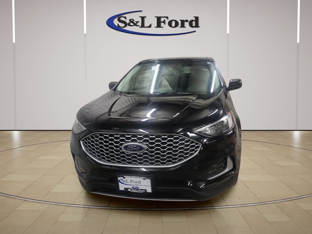 Used 2024 Ford Edge SEL image 8