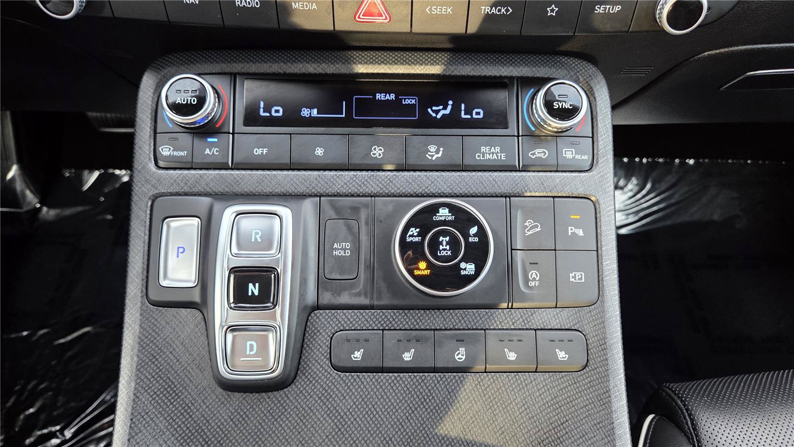 Used 2023 Hyundai Palisade Limited AWD/4WD image 24