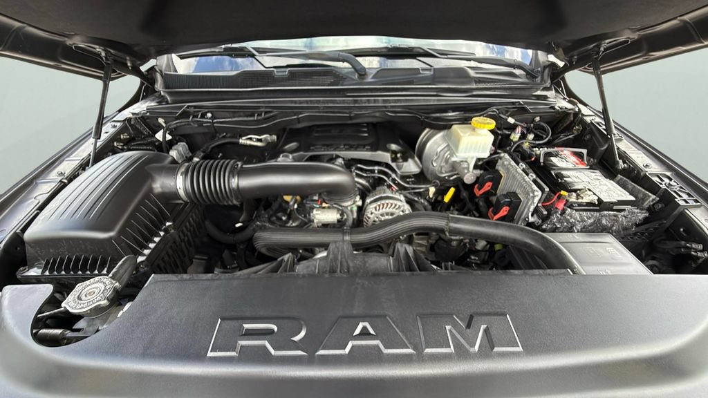 Used 2019 RAM 1500 Laramie RWD image 35