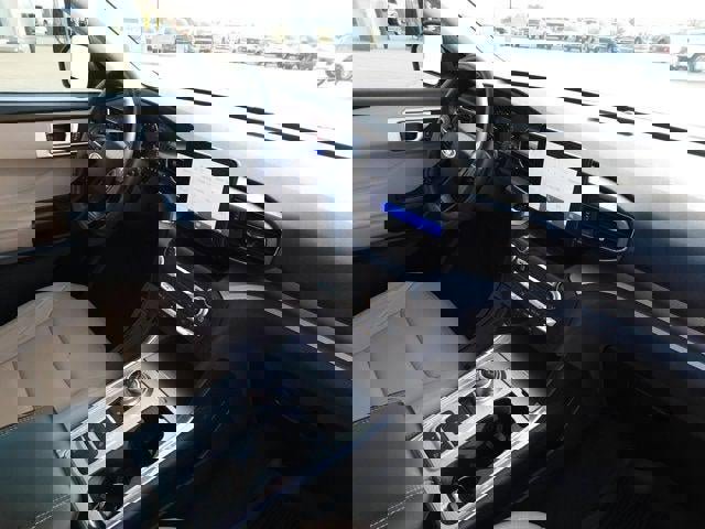 Used 2020 Ford Explorer XLT w/ Equipment Group 202A image 32