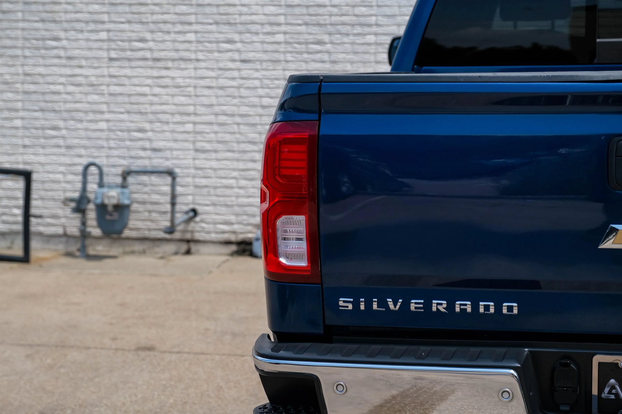 Used 2017 Chevrolet Silverado 1500 LTZ w/ Sport Package RWD image 48