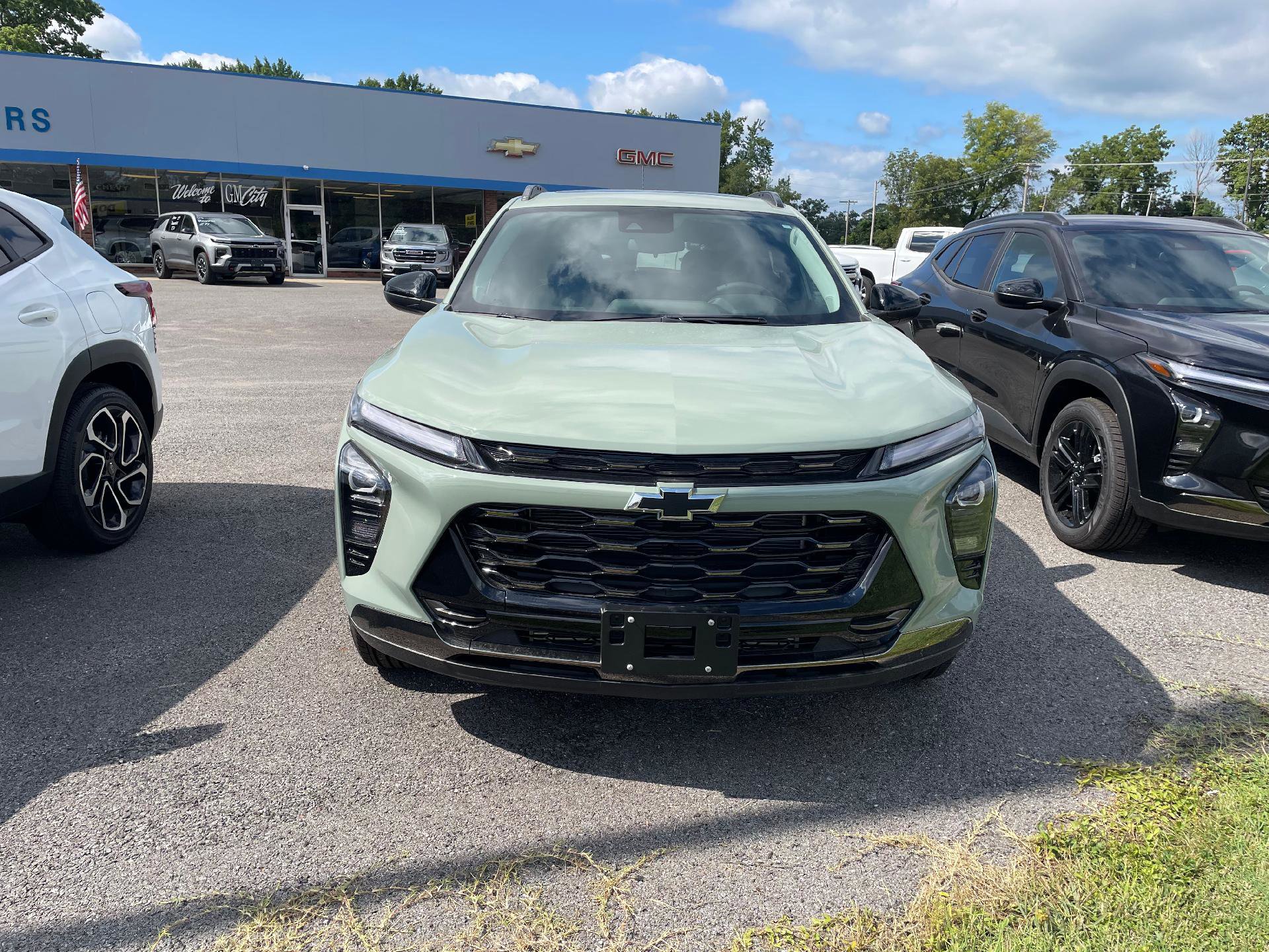 New 2025 Chevrolet Trax ACTIV w/ Sunroof Package image 5