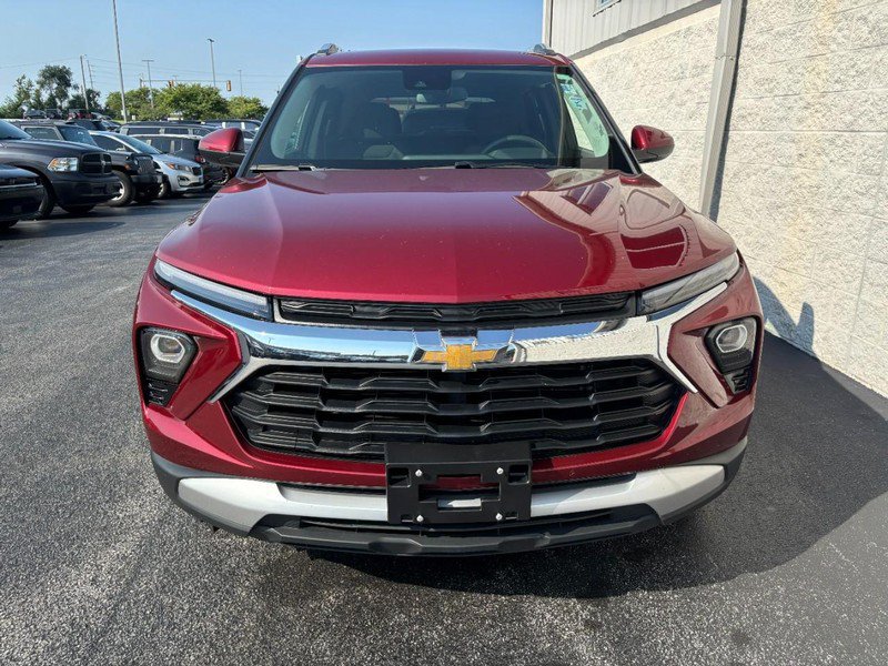 Used 2025 Chevrolet TrailBlazer LT AWD/4WD image 11