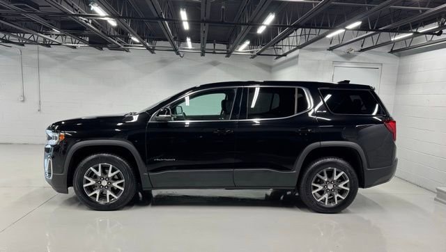 Used 2023 GMC Acadia SLE image 2