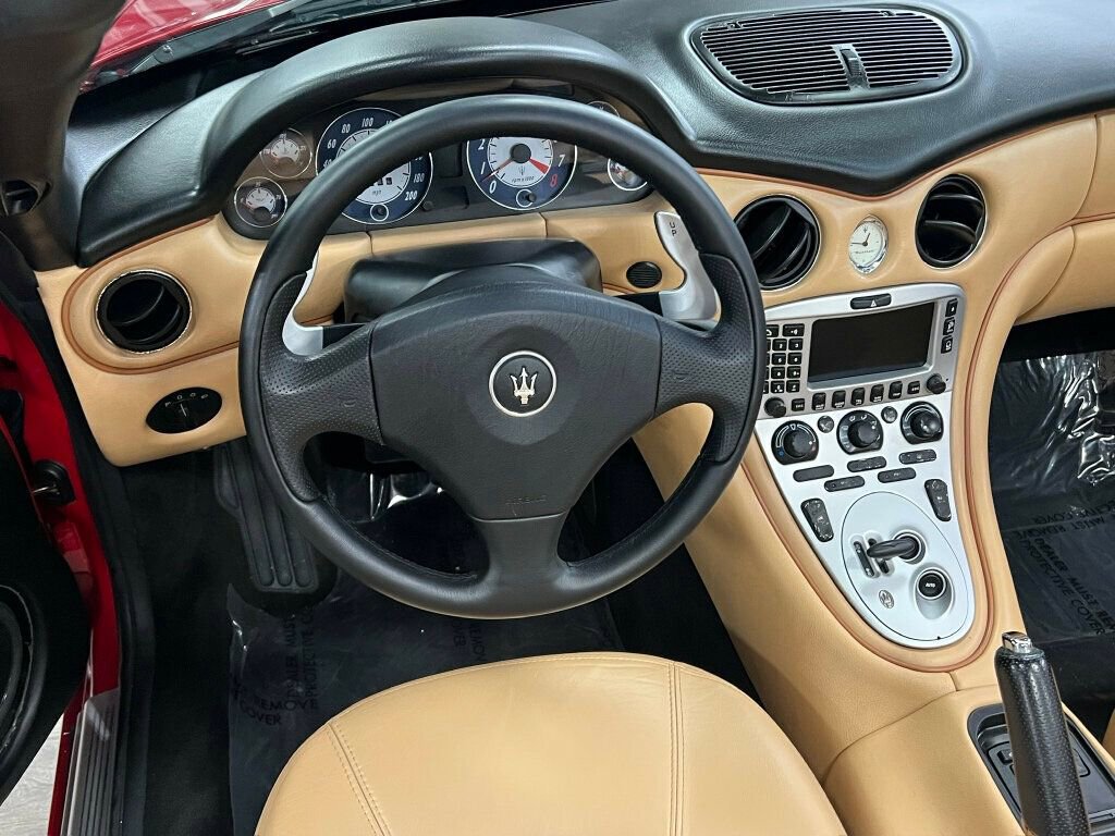 Used 2005 Maserati Spyder GT image 14