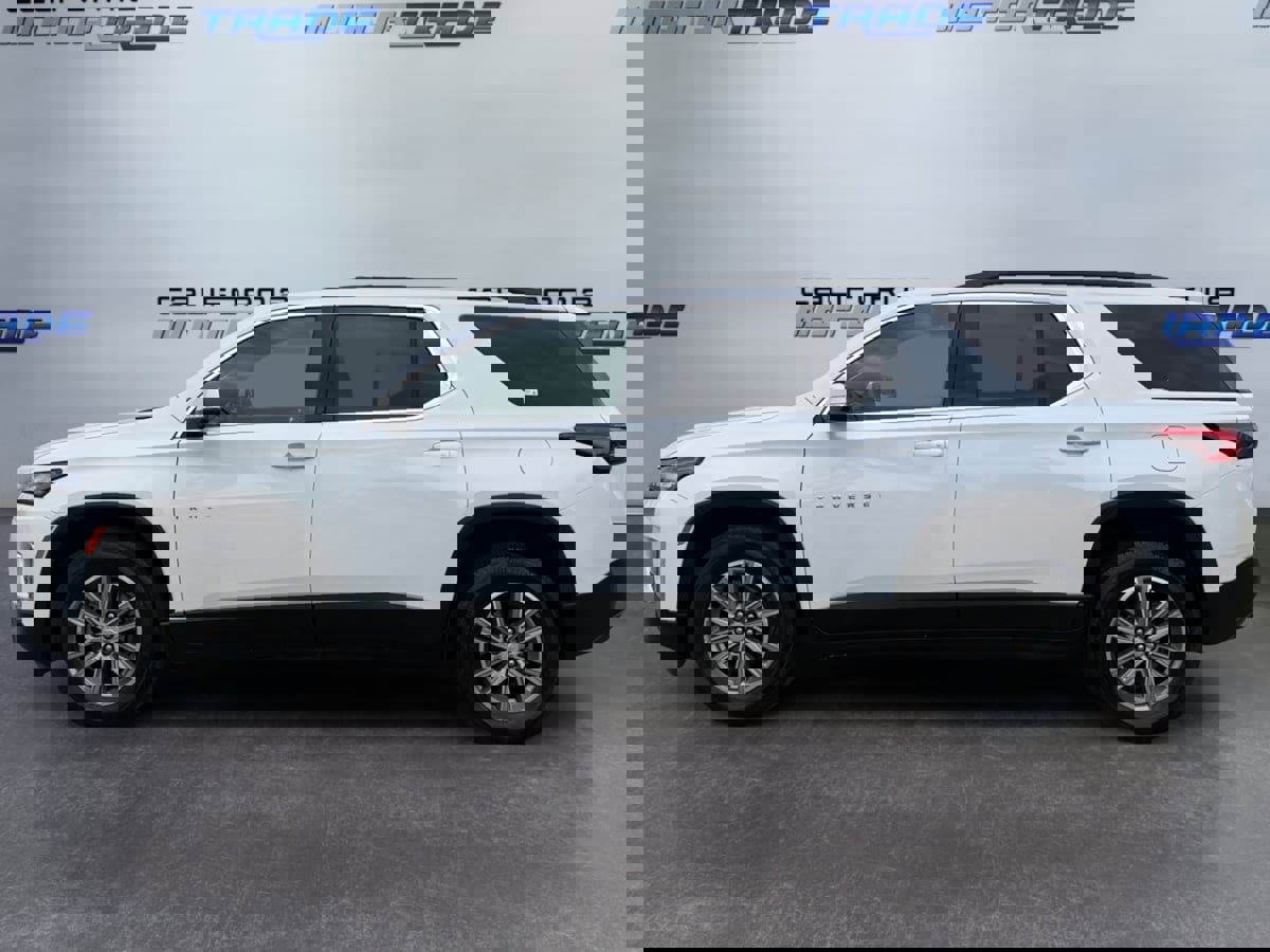 Used 2023 Chevrolet Traverse LT image 8