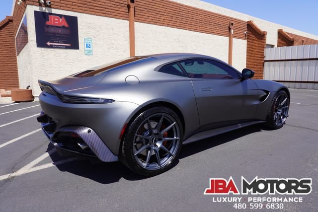 Used 2021 Aston Martin V8 Vantage Coupe image 98