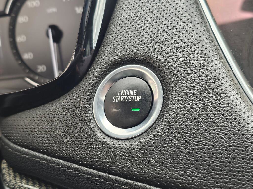 Used 2022 Cadillac XT5 Sportv image 38