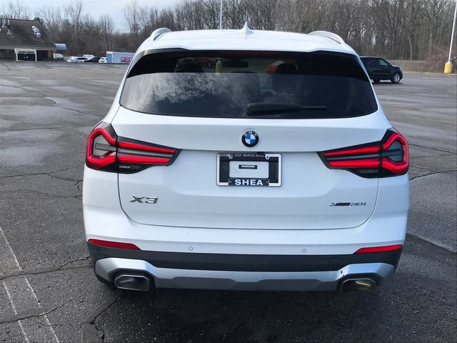 Used 2022 BMW X3 xDrive30i AWD/4WD image 4