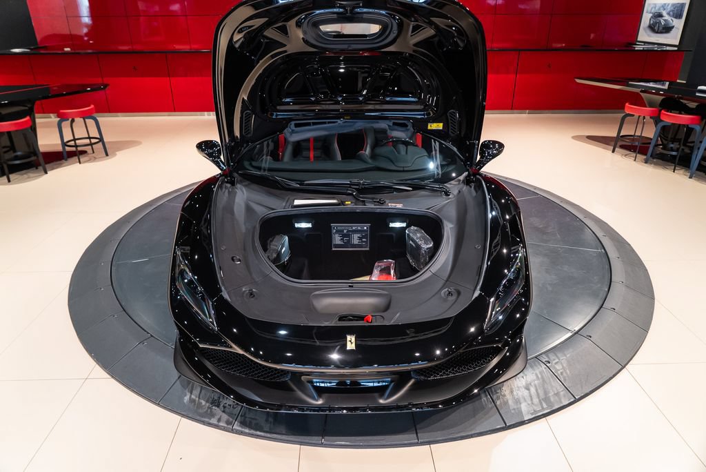 Certified 2023 Ferrari F8 Tributo RWD image 17