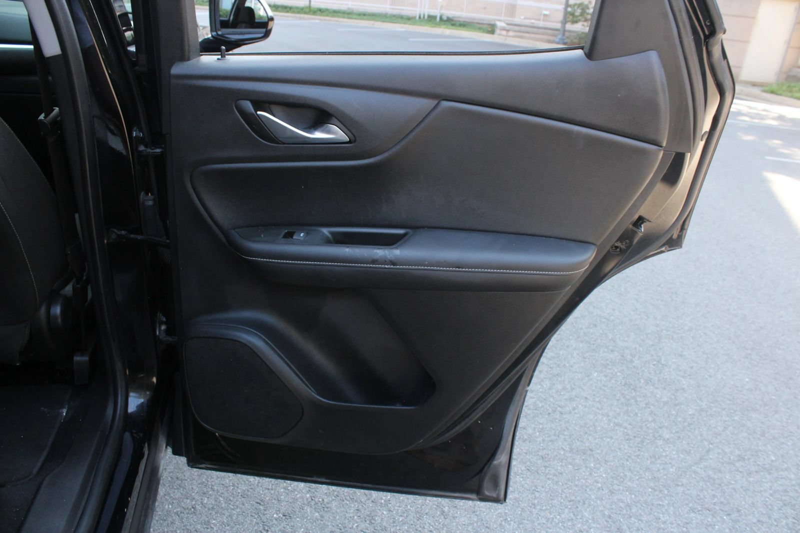 Used 2023 Chevrolet Blazer LT w/ Convenience Package FWD image 24