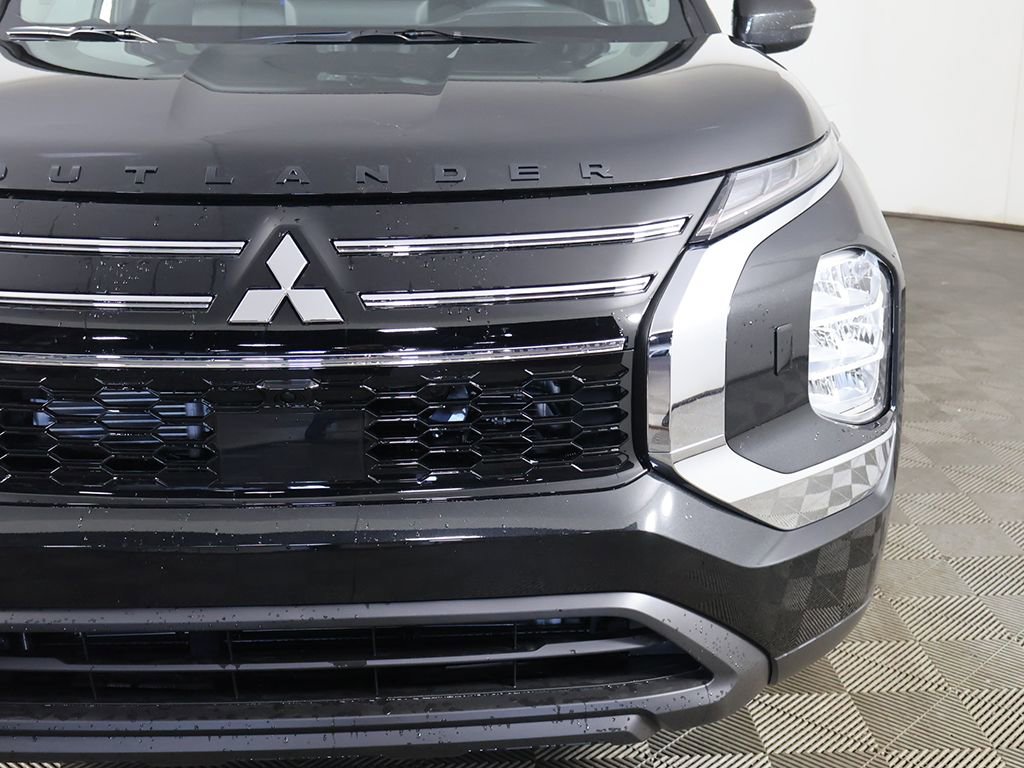 New 2026 Mitsubishi Outlander ES AWD/4WD image 14