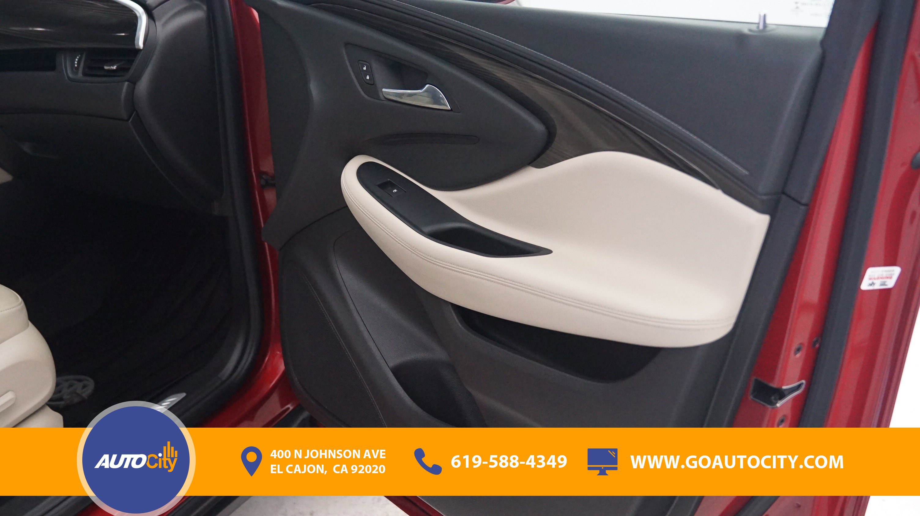 Used 2020 Buick Envision Essence w/ LPO, Active Package image 17