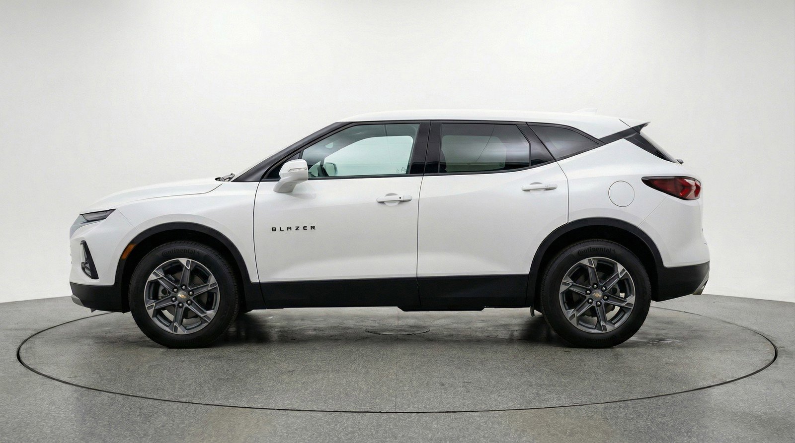 Used 2025 Chevrolet Blazer LT image 5