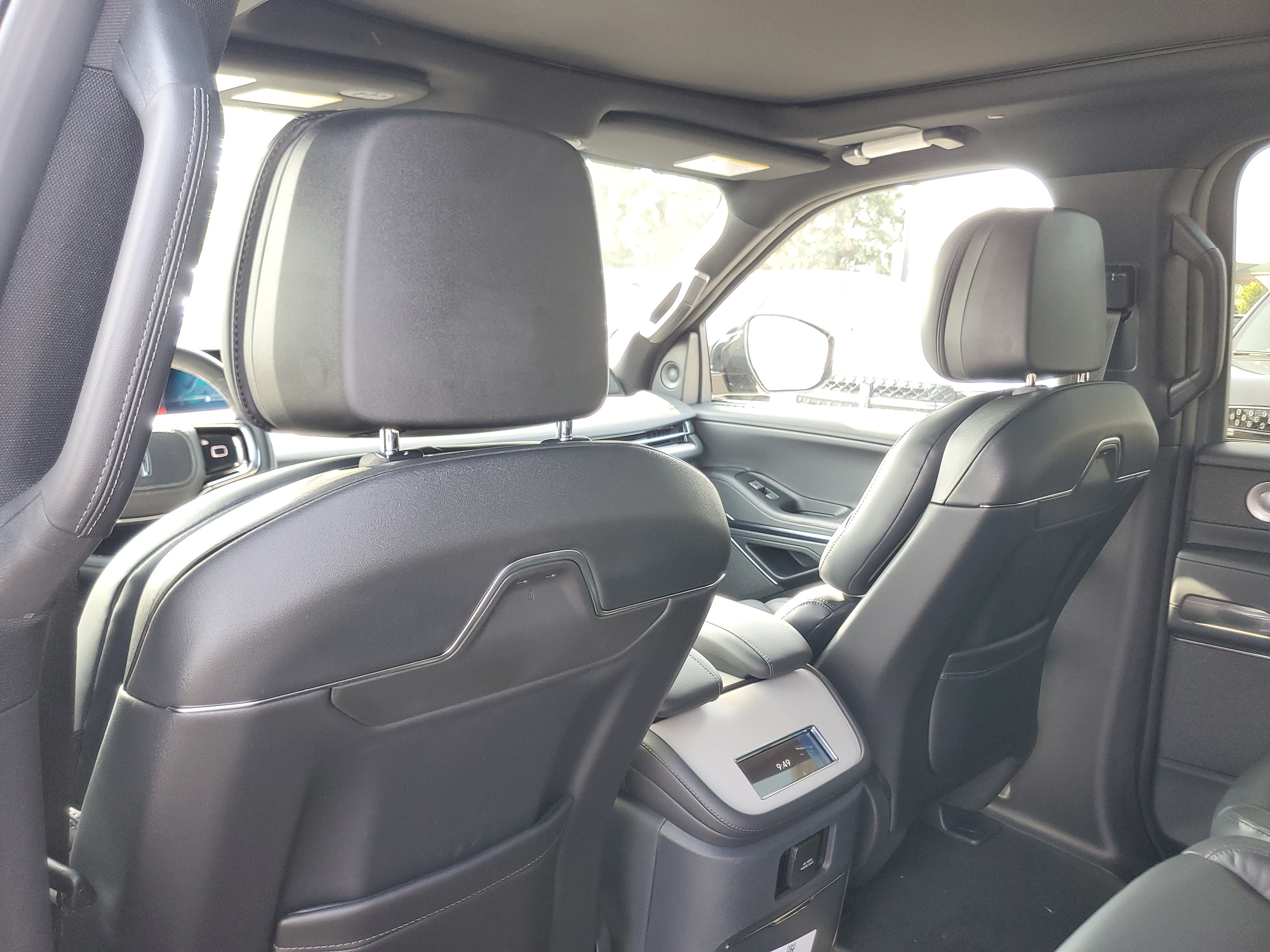 New 2027 Lincoln Navigator L Reserve w/ Jet Appearance Package AWD/4WD image 28
