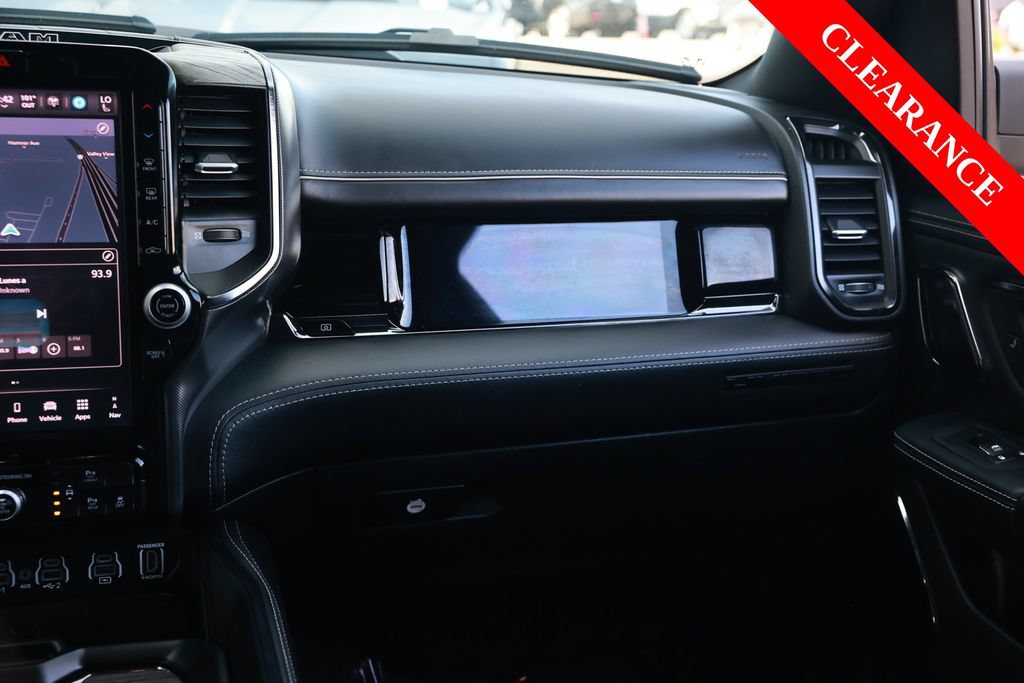 Used 2025 RAM 1500 Limited w/ Trailer Tow Group AWD/4WD image 31
