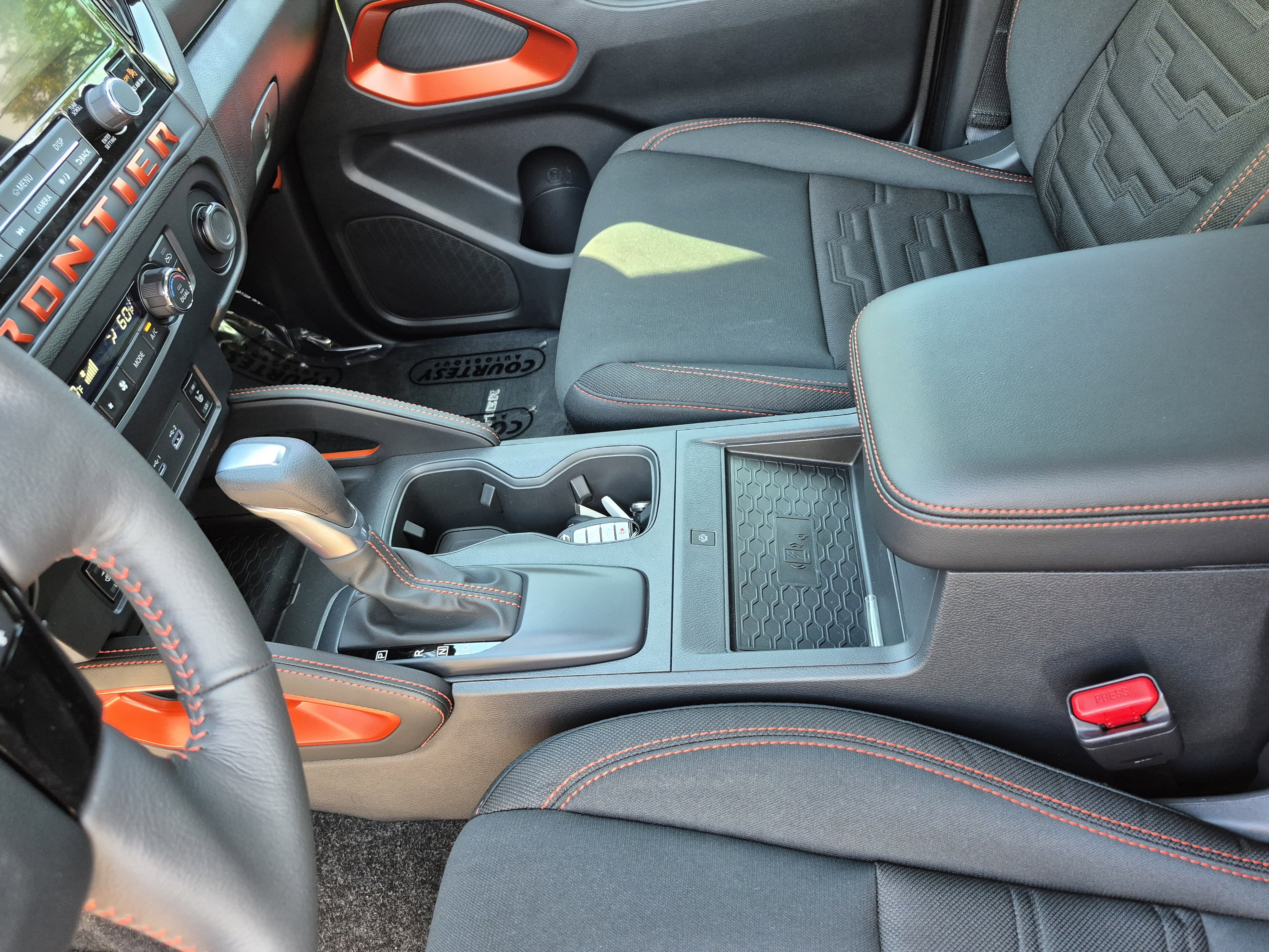 New 2026 Nissan Frontier Pro-X w/ Pro-X Convenience Package RWD image 24