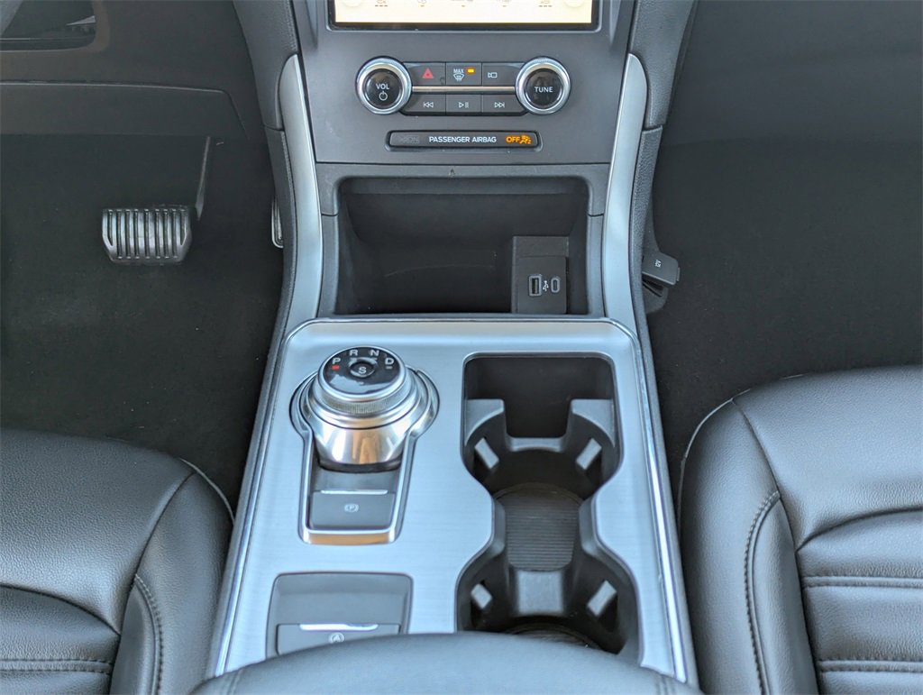 Used 2022 Ford Edge SEL image 12