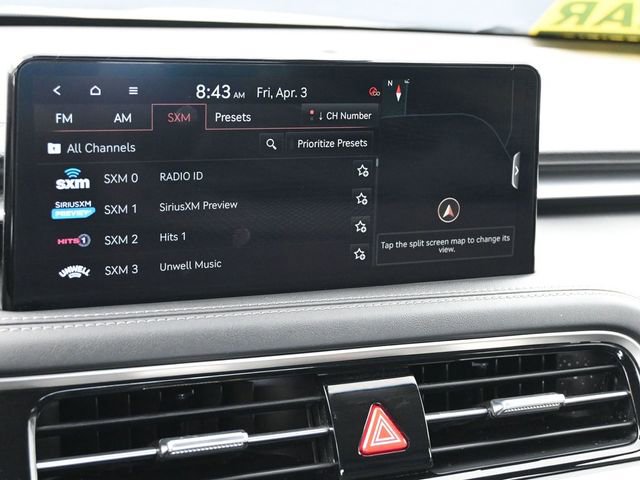 Used 2025 Genesis G70 2.5T image 25