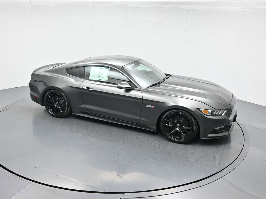 Used 2015 Ford Mustang Coupe RWD image 35
