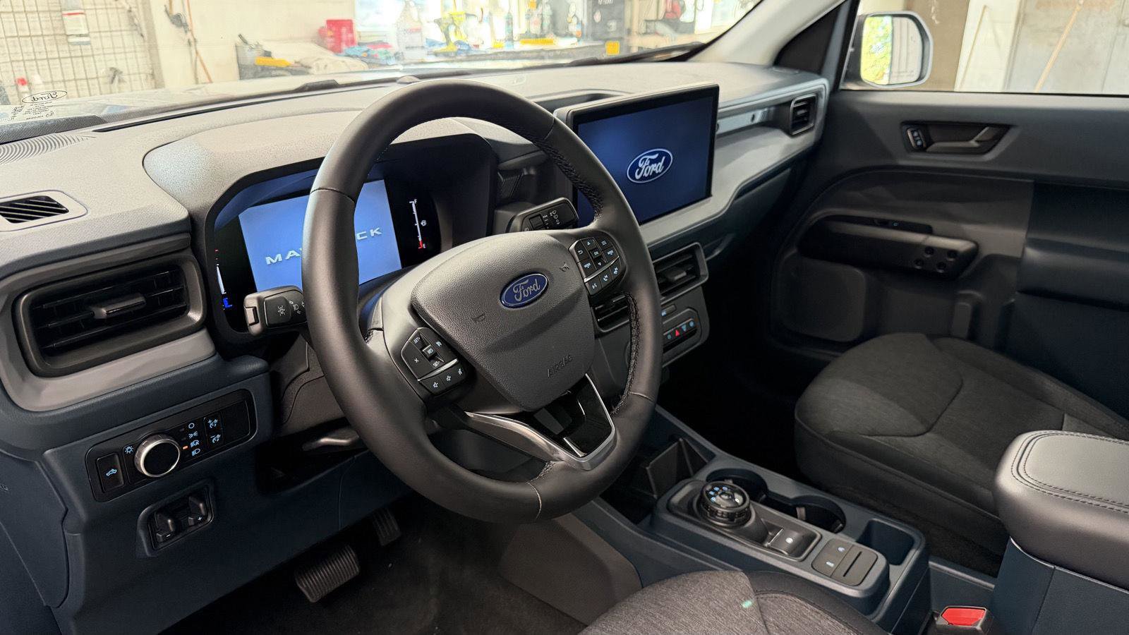 New 2025 Ford Maverick XLT w/ XLT Luxury Package image 13