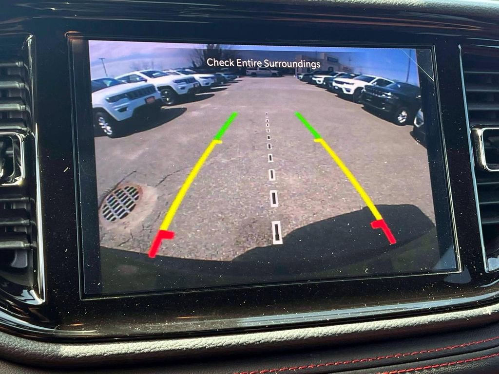 Used 2023 Dodge Durango GT image 32