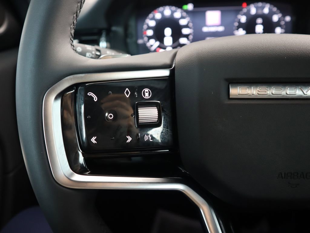 Used 2024 Land Rover Discovery Sport Dynamic SE image 11