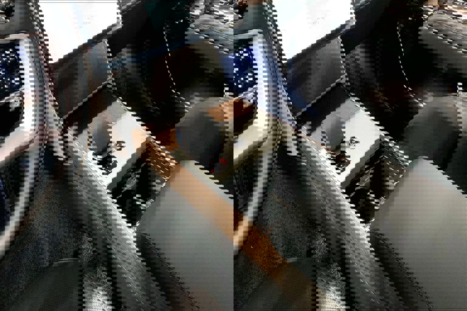 New 2026 Land Rover Range Rover SE image 7