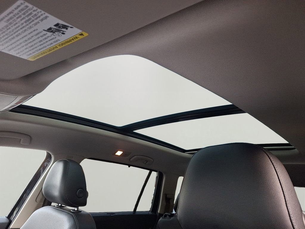 Used 2019 Volkswagen Atlas SEL image 16