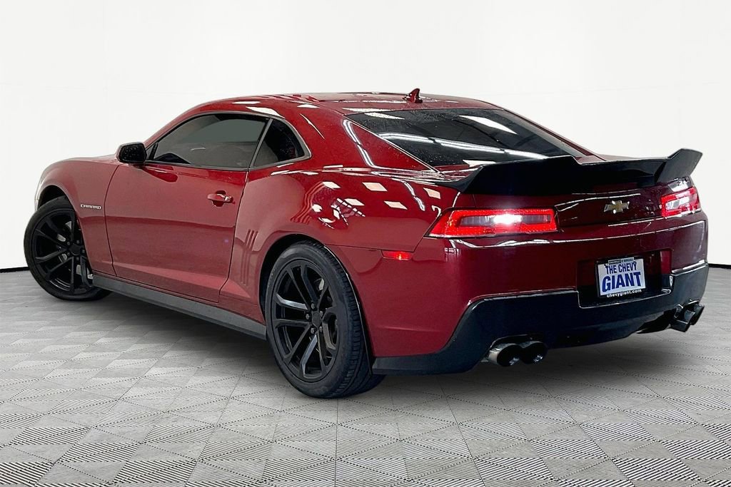 Used 2015 Chevrolet Camaro ZL1 RWD image 4