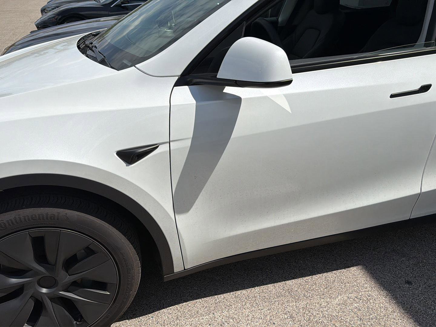 Used 2025 Tesla Model Y Long Range AWD/4WD image 26