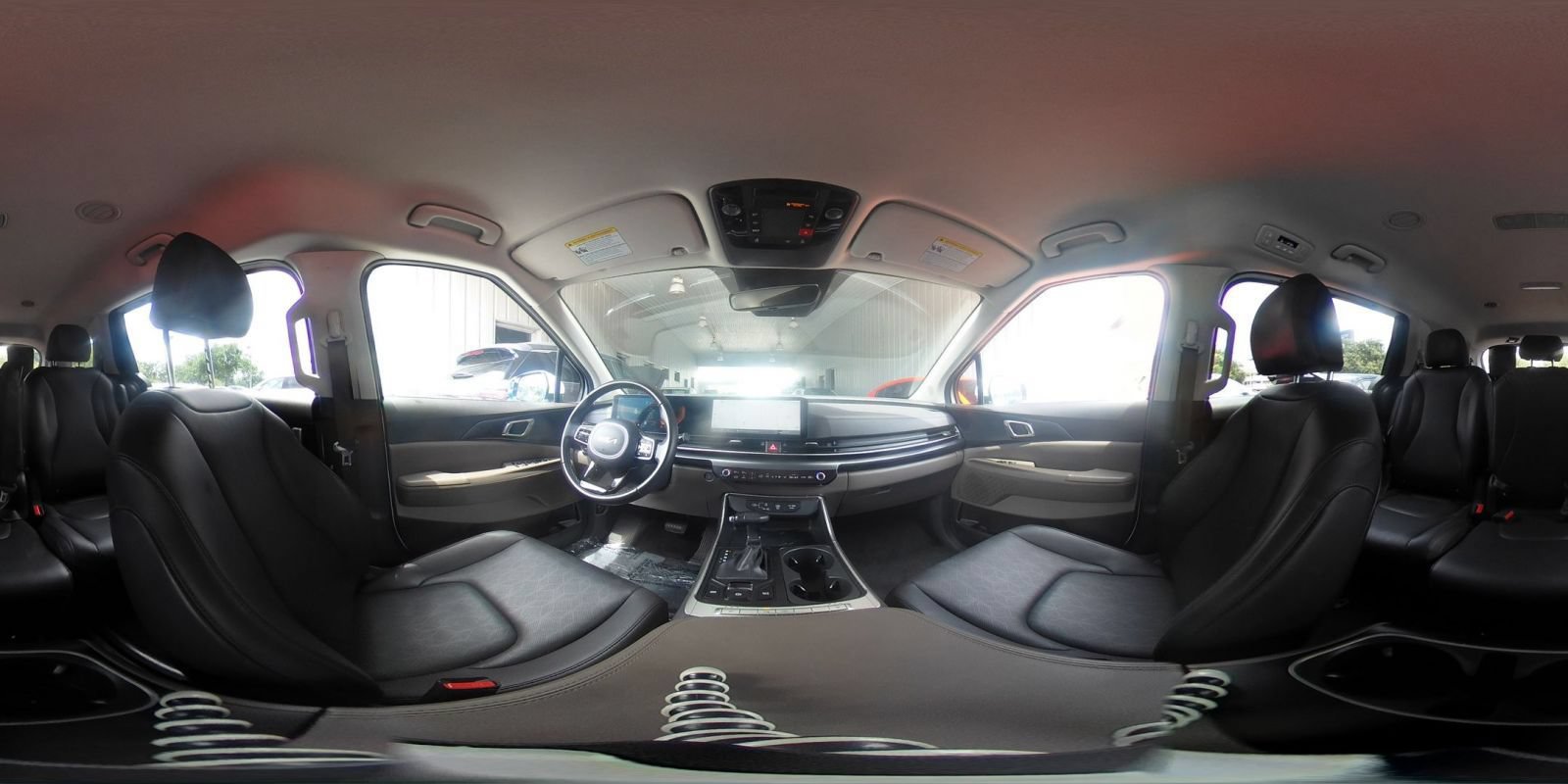 Used 2026 Kia Carnival FWD image 45