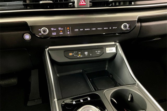 New 2026 Kia Carnival SX image 7
