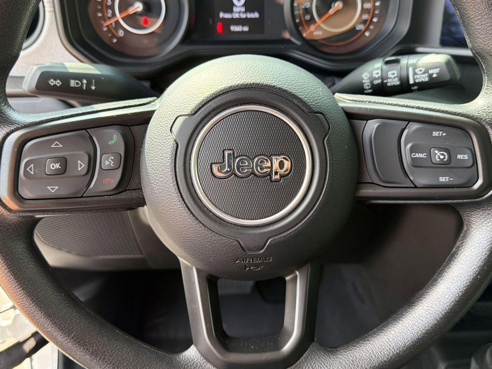 Used 2025 Jeep Wrangler Sport AWD/4WD image 14