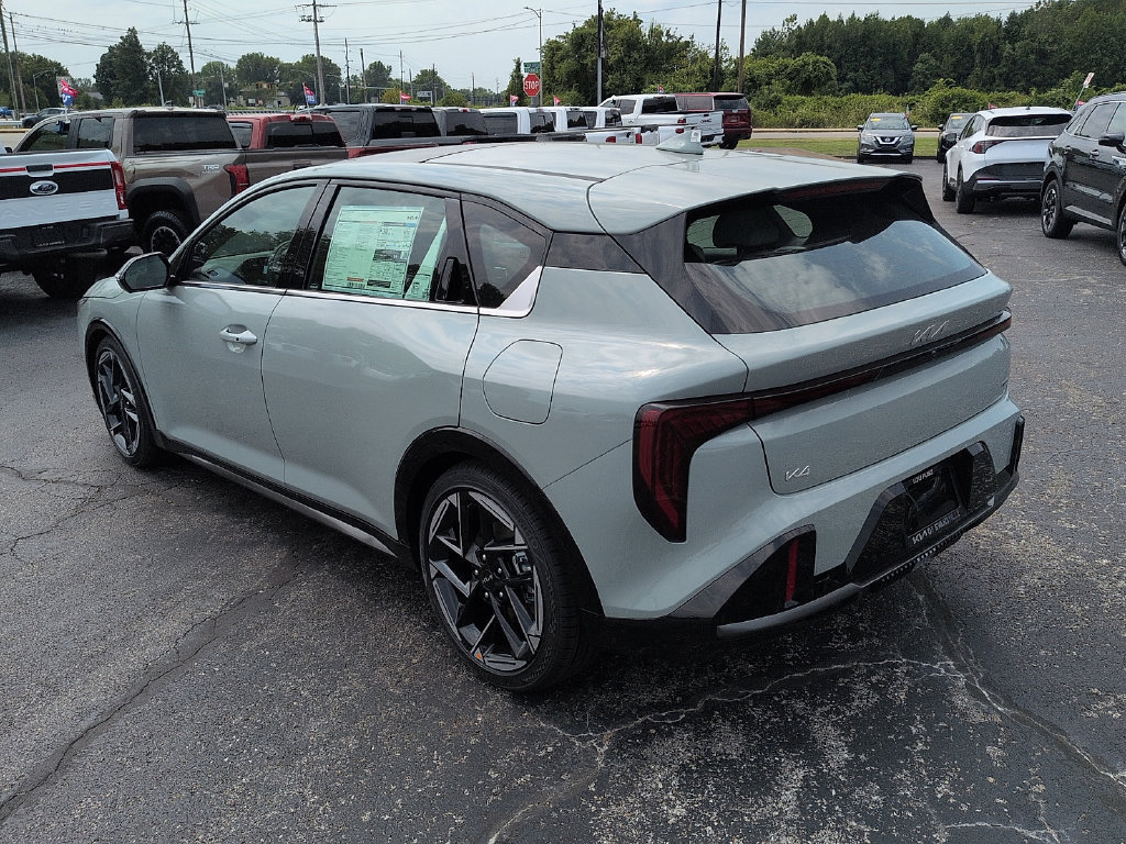 New 2026 Kia K4 EX w/ GT-Line Premium Package FWD image 5