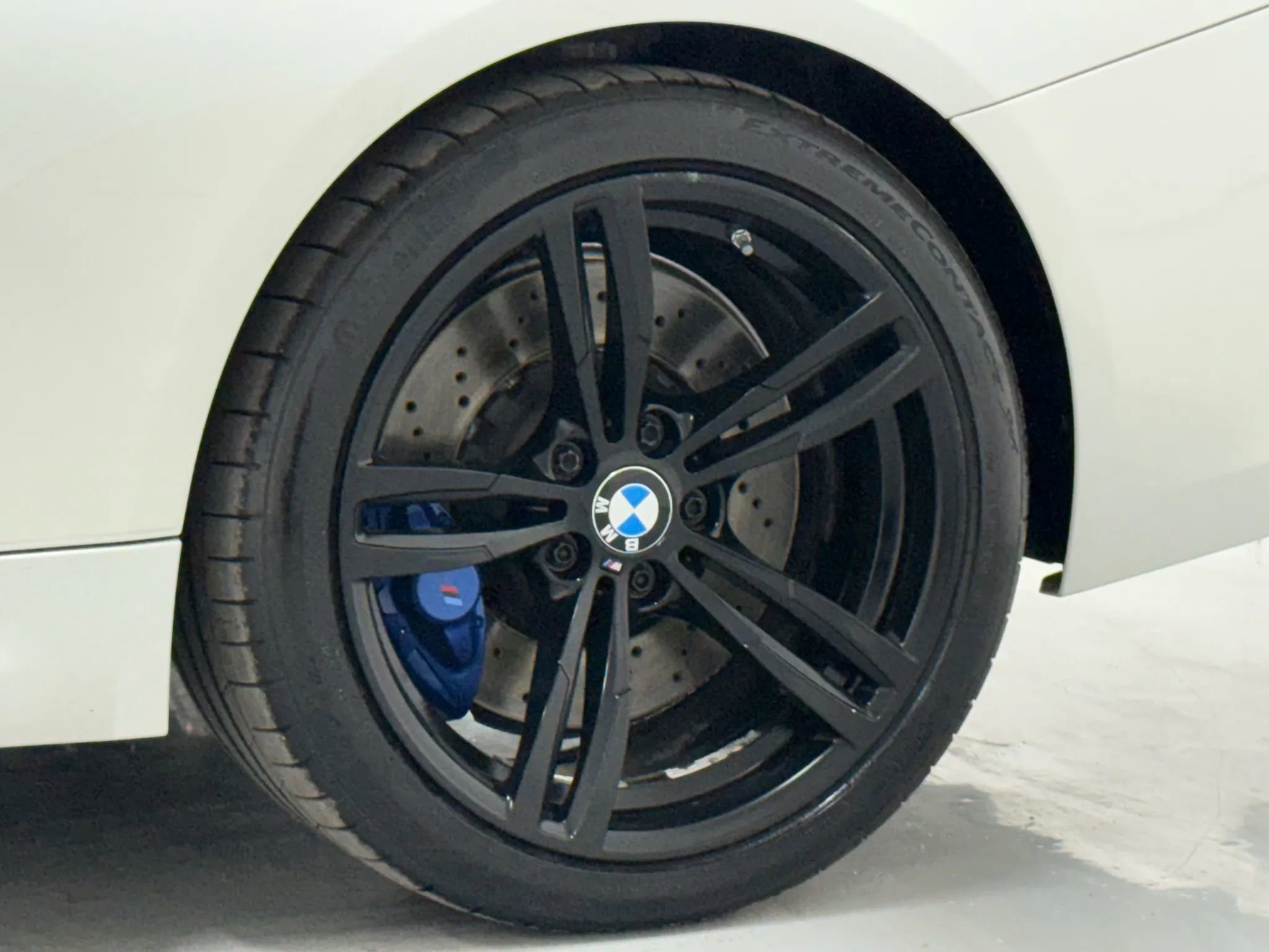 Used 2016 BMW M4 Convertible image 47