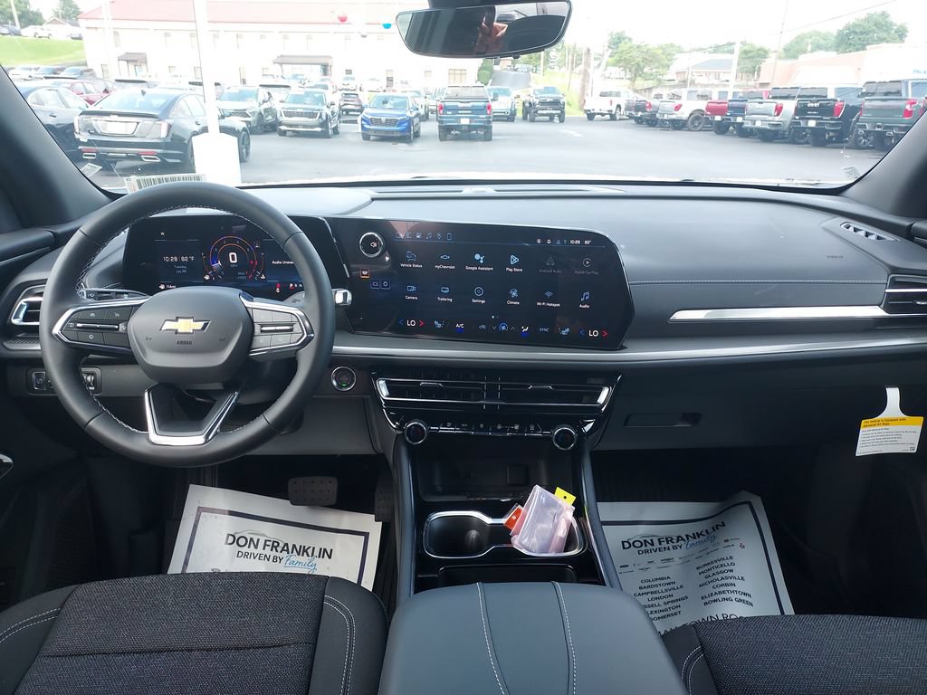 New 2026 Chevrolet Traverse LT w/ Driver Confidence Package FWD image 15