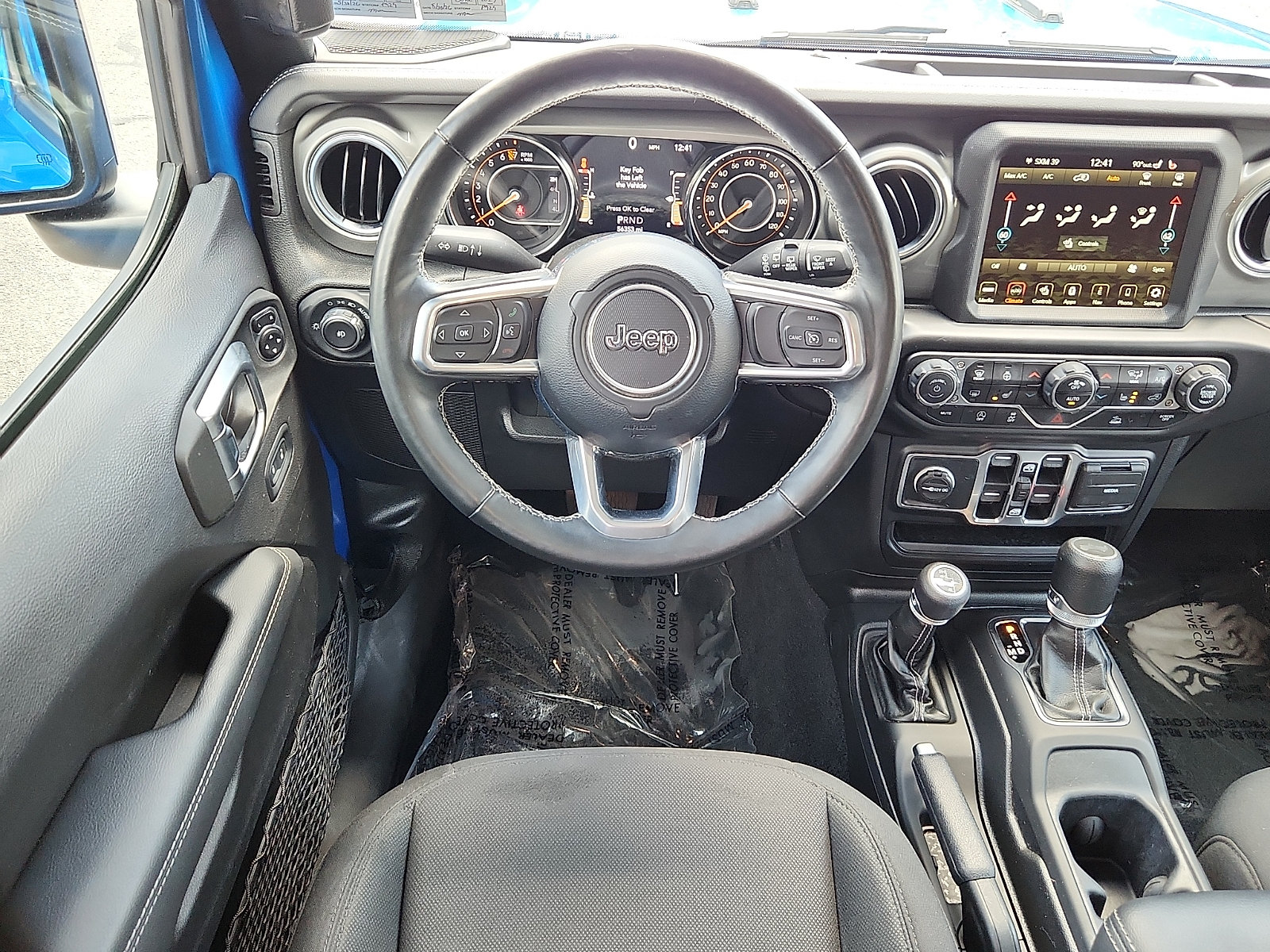 Used 2022 Jeep Wrangler Unlimited Sahara w/ Cold Weather Group AWD/4WD image 11