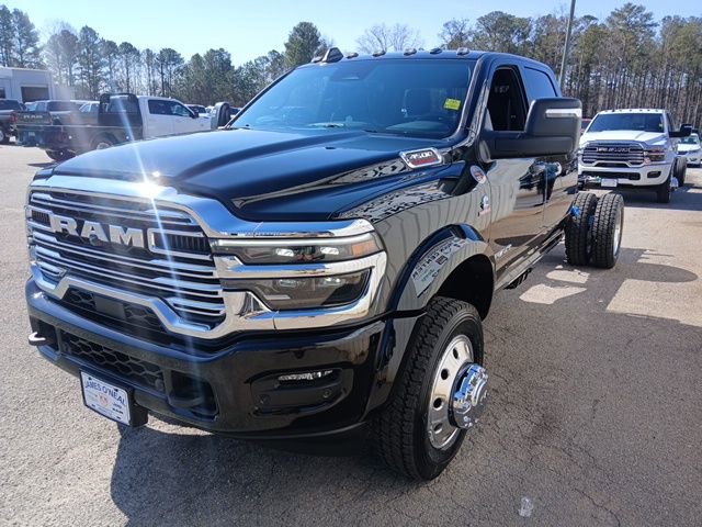 New 2026 RAM 4500 Laramie w/ Laramie Trim Package image 9