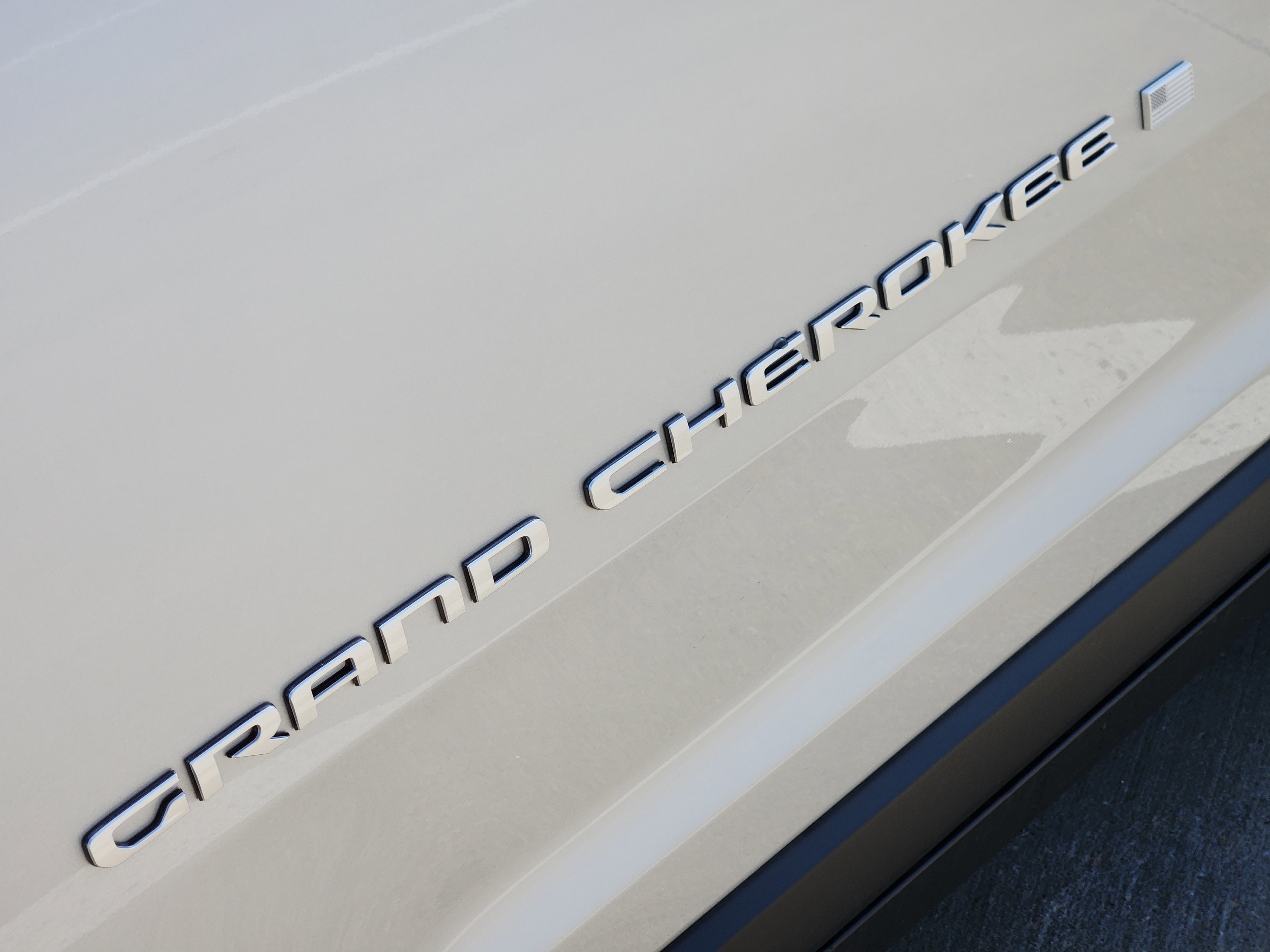 New 2026 Jeep Grand Cherokee Limited AWD/4WD image 7