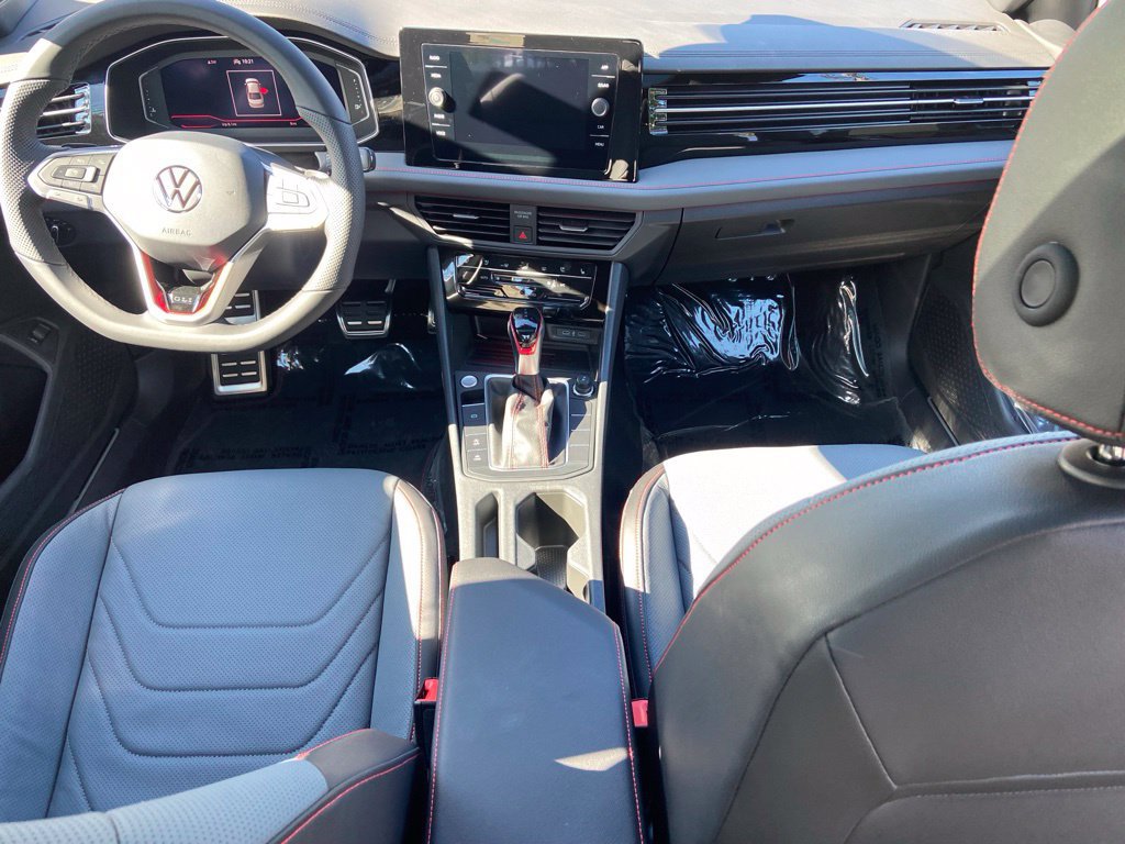 New 2026 Volkswagen Jetta GLI Autobahn FWD image 8