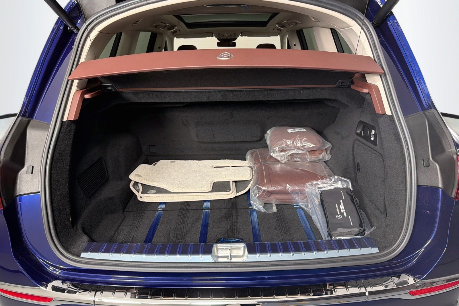 New 2026 Mercedes-Benz Maybach GLS 600 4MATIC image 25