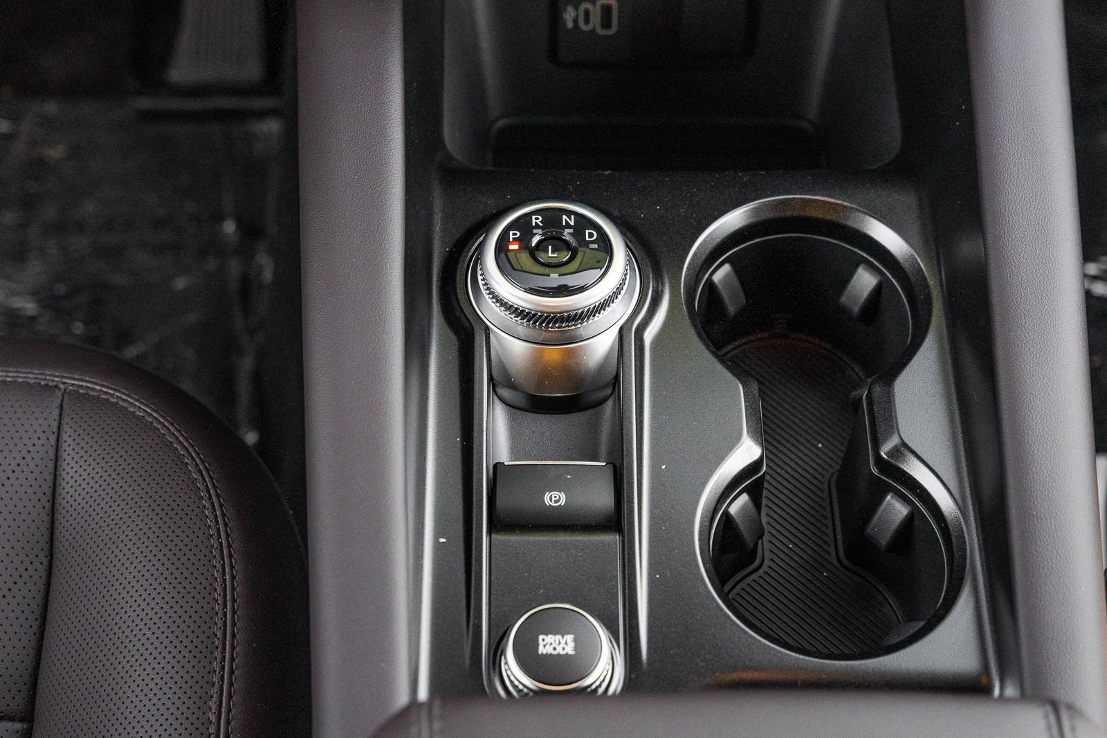 New 2027 Ford Explorer Platinum RWD image 23