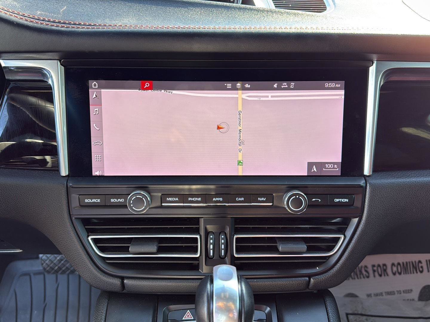 Used 2020 Porsche Macan image 14