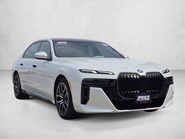 Used 2026 BMW 740i xDrive AWD/4WD image 3