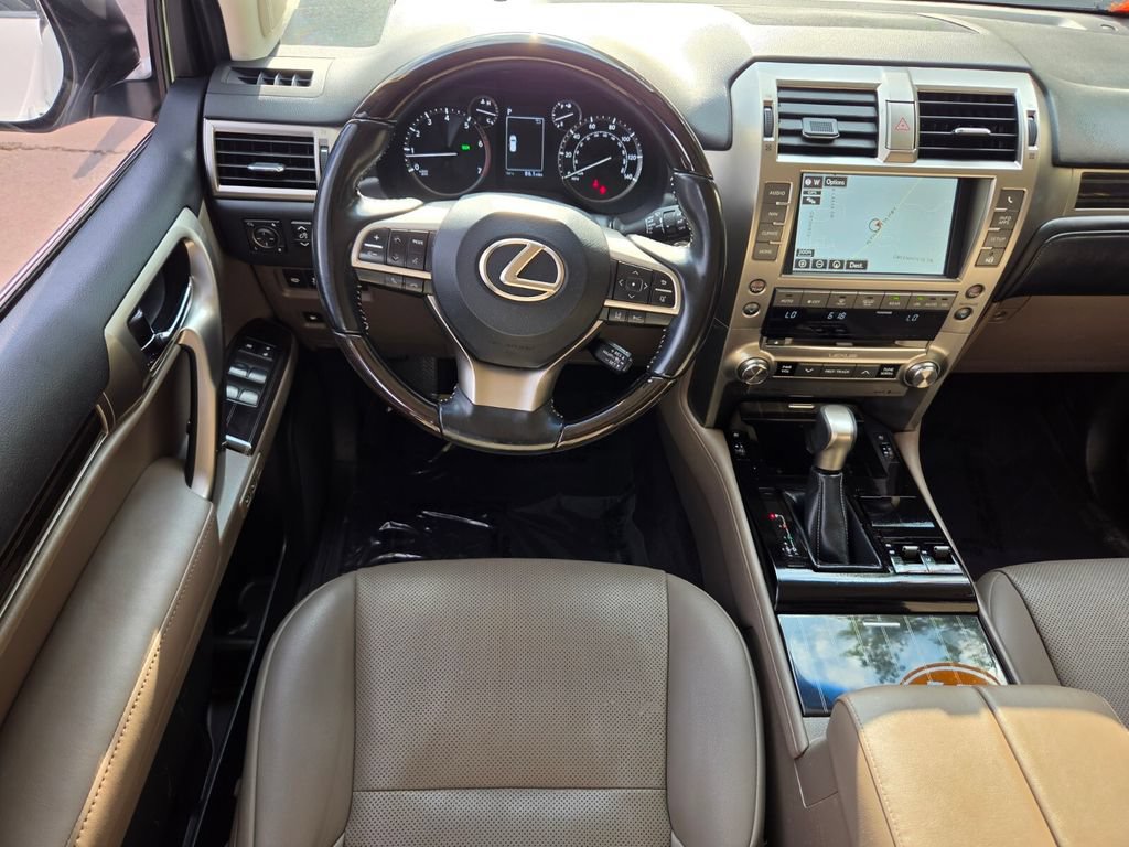 Used 2021 Lexus GX 460 Premium w/ Premium Package AWD/4WD image 15