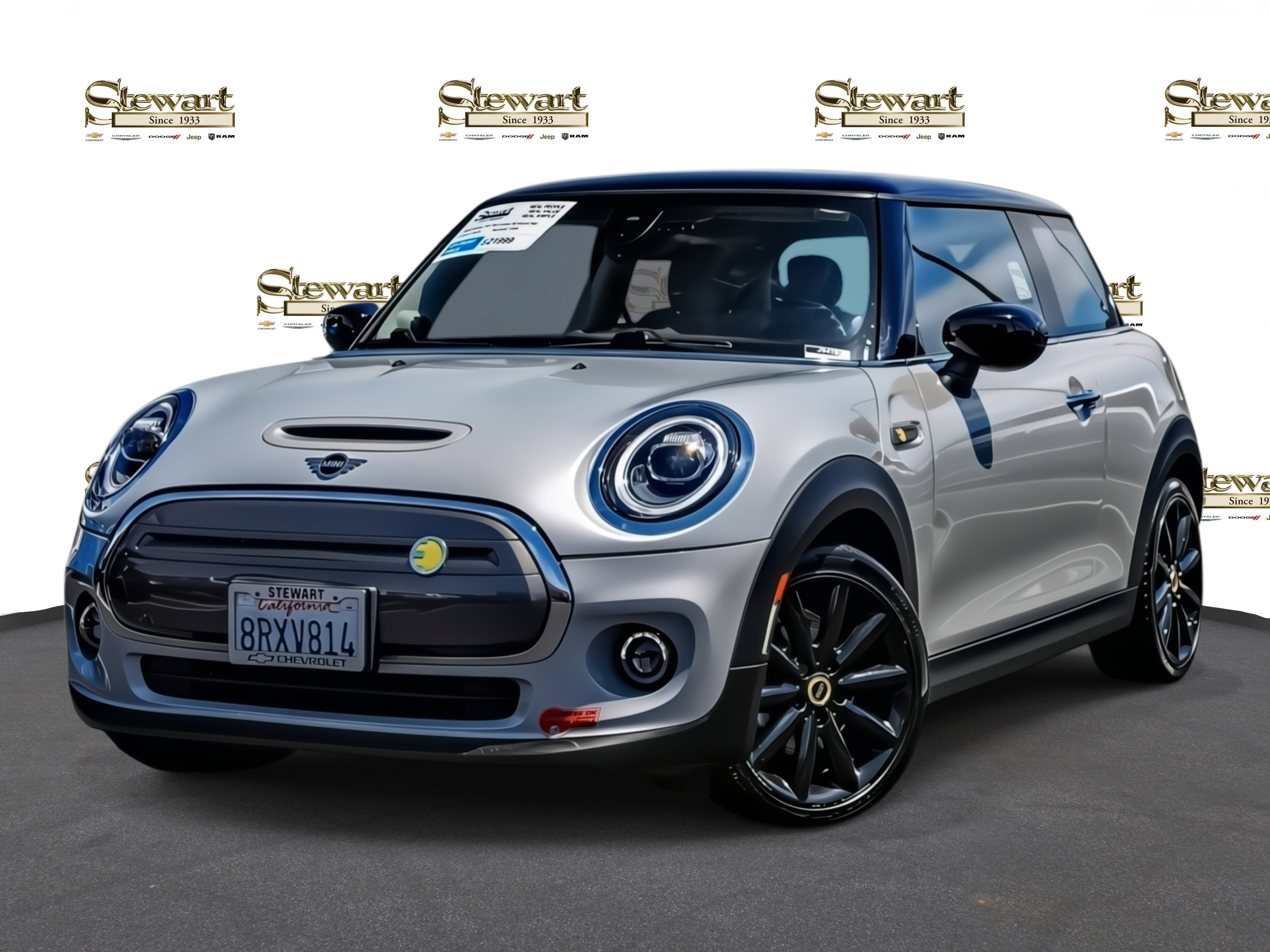 Used 2021 MINI Cooper SE w/ 6.5" Touchscreen Package image 1