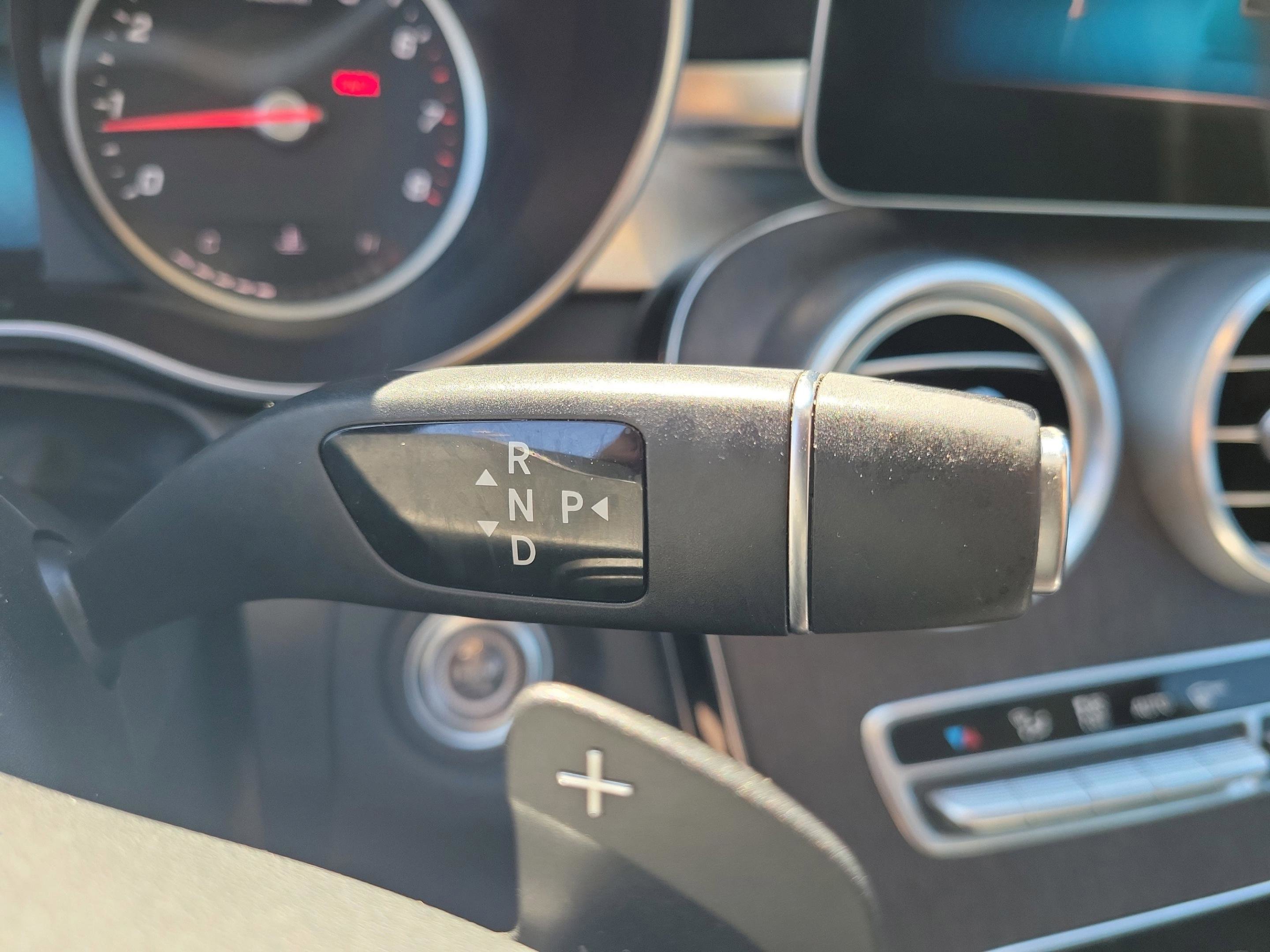 Used 2020 Mercedes-Benz C 300 Sedan image 31