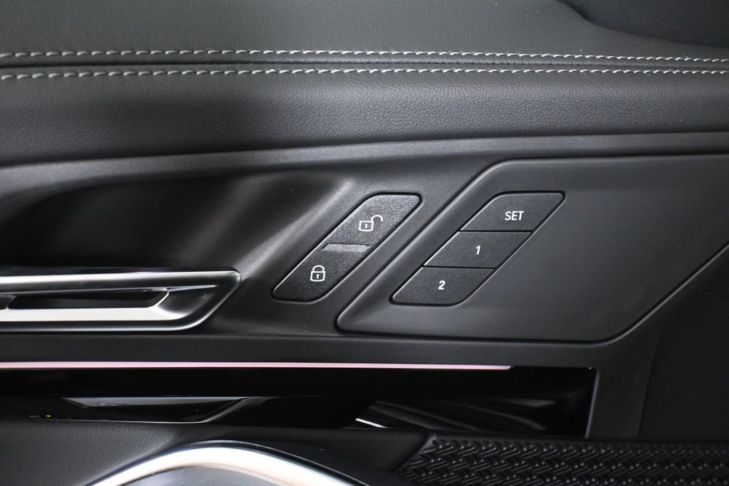 New 2027 BMW X1 xDrive28i AWD/4WD image 25